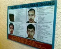 Polres Bandung Tengah Sebar Poster Teroris