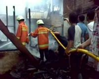 Kebakaran Landa Radio Dalam