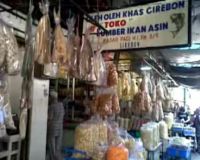 Oleh-oleh Khas Cirebon di Pasar Pagi