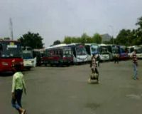 Terminal Lebak Bulus Mulai Lengang