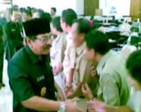 Gubernur Jatim Sidak PNS 