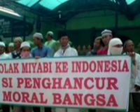 FPI Menolak Miyabi