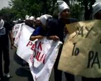 Ratusan Pekerja TPI Demo MA