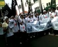 Massa Hisbullah Meluruk Konjen AS di Surabaya  
