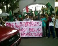 Massa HMI Geruduk Kejati Jabar