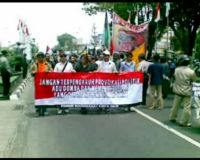 Massa Pro dan Kontra KPK Serbu Malioboro