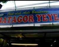Kenyal dan Gurihnya Batagor Yeye