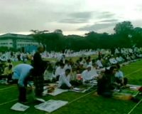 Lapangan Becek Salat Id Tetap Lanjut