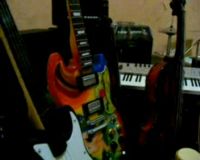 Beragam Miniatur Alat Musik
