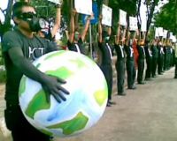 Aksi Kritisi KTT Perubahan Iklim