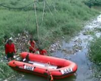 Basarnas Bantu Mencari Rozak