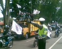 Ribuan Buruh Tolak ACFTA