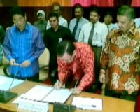 Menteri Ekonomi Ramai-ramai Dukung KUR