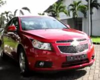 Chevrolet Cruze, Si Pesaing Civic dan Altis  