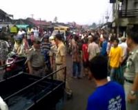 Pedagang Nakal di Pasar Manyar Ditertibkan  