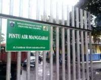 Pintu Air Manggarai Siaga 3