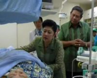 Ibunda SBY Sakit