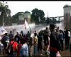 Bentrokan di Depan Gedung DPR
