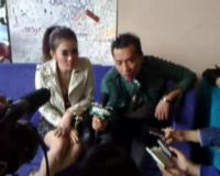 Cium Syahrini, Anang Ogah Cari Sensasi