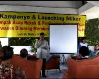 Foke Luncurkan Stiker Larangan Merokok