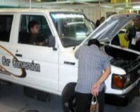 Kijang Disulap Jadi Mobil Listrik