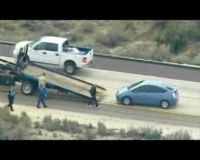 Prius Tak Terkendali di Jalan Tol
