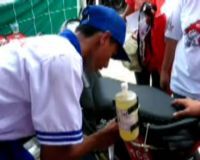 Adu Irit Honda Revo