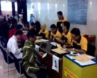 Masyarakat Padati Kantor Pajak  