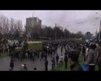 Bentrokan Berdarah di Kyrgystan