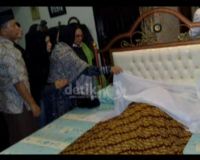 Mama Lauren Meninggal Dunia