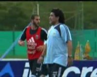 Maradona Lindas Kaki Kamerawan
