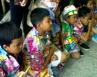 Pakaian dari Sampah 