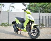 Skutik Sporty dari Italia