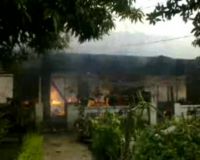 Kantor Disnakertrans Terbakar