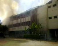Wisma Guru Dilalap Si Jago Merah