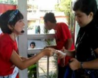Fitri Tropika Bagi Tiket Bus Gratis