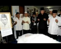 SBY Melayat KH Idham Chalid