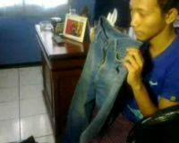 Pencopet di Stasiun Dibekuk