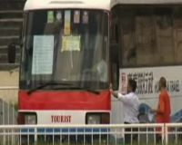 Bus Berisi Turis Disandera 