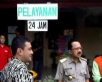 Foke Hadiahi Bayi Fitri Rp 2 Juta 