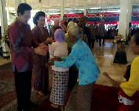 Sri Sultan Gelar Open House