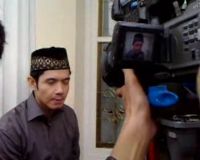 Dude Herlino Mendadak Belajar Nyopet
