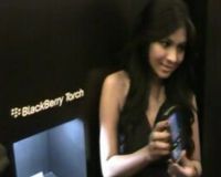 BlackBerry Torch Hadir di Indonesia