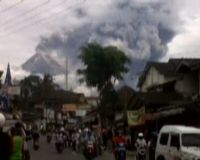 Merapi Beraksi Lagi, Warga Pakem Panik  