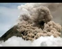 Merapi Kembali Keluarkan Awan Panas