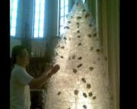 Pohon Natal Cantik dari Botol Bekas