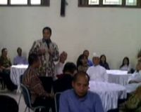 Wagub Jabar dan Wawalkot Bandung Kunjungi Katedral 