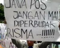 Pendukung Tol Tengah Geruduk Jawa Pos