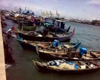 Nelayan Semarang 2 Pekan Tak Melaut