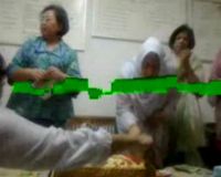 Yenny Rachman Ultah Di Panti Jompo